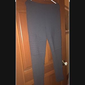 Soft Grey Leggings with unique details